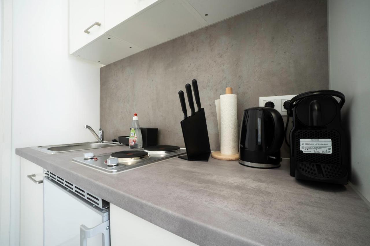 Modern 1-Bedroom Apartment Next To Praterstern Vienna Exterior photo